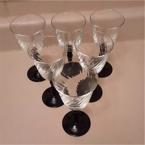 Black Stem Onyx Swirl Wine Glasses - Set of 6